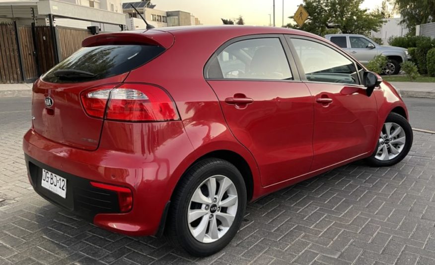 Kia Rio 5 EX 1.4 AT 2017