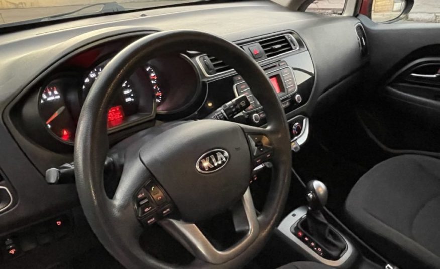 Kia Rio 5 EX 1.4 AT 2017