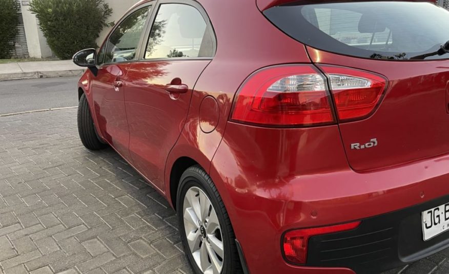 Kia Rio 5 EX 1.4 AT 2017