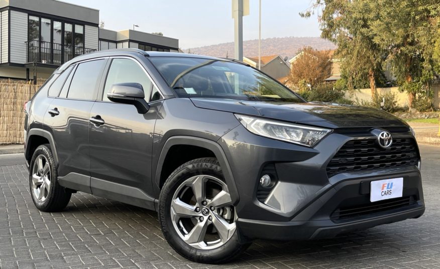 Toyota RAV4 XLE 2.5 AT8 4×2 2020