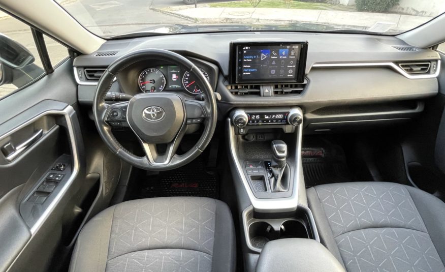 Toyota RAV4 XLE 2.5 AT8 4×2 2020