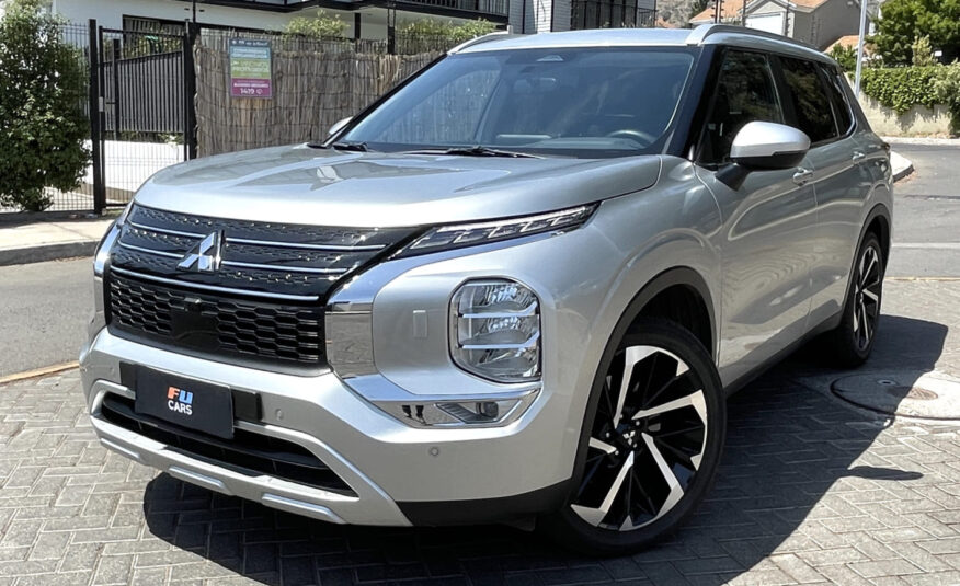 Mitsubishi Outlander GLS 4×4 2023