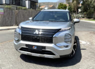 Mitsubishi Outlander GLS 4×4 2023