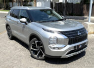 Mitsubishi Outlander GLS 4×4 2023